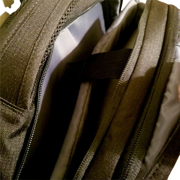 STM Black Padded Laptop Backpack NWOT - Picture 5 of 7